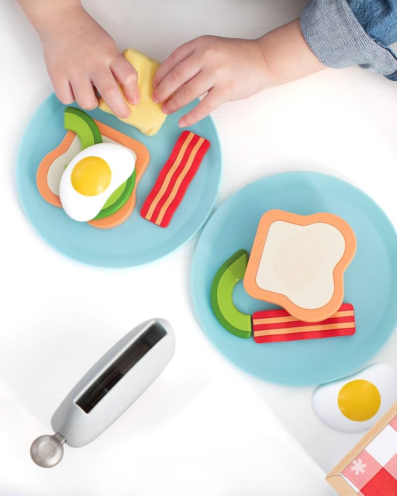 Skip Hop Zoo Let’s Brunch Set – 16-Piece Pretend Play Food Toy for Kids